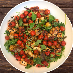 Sesame Crusted Haloumi & Rocket Salad